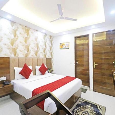 Hotel Vijaydeep Place Near Delhi Airport 新德里 外观 照片