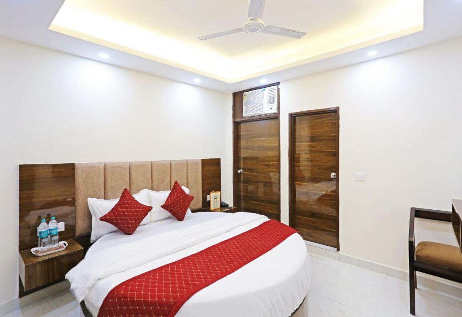 Hotel Vijaydeep Place Near Delhi Airport 新德里 外观 照片